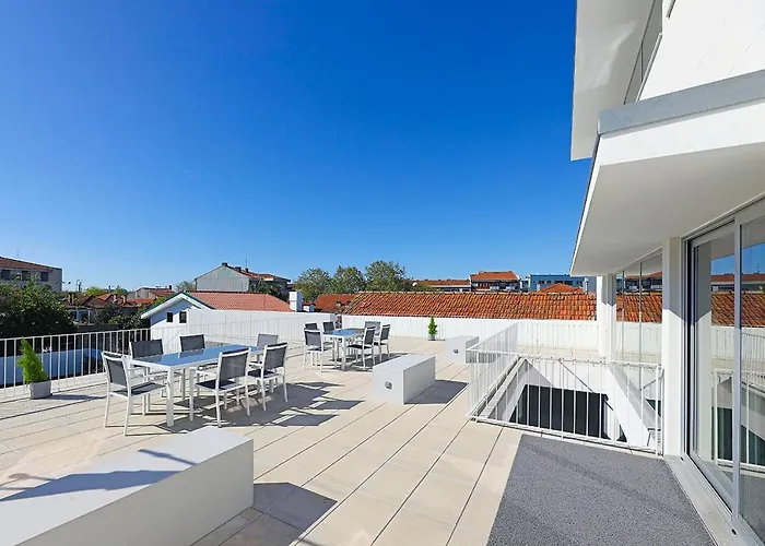 Uporto House Residence